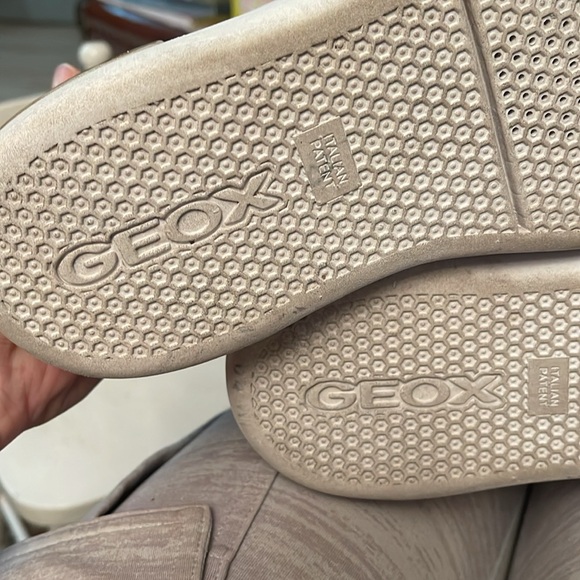 Geox D Ottoya,Women's sneakers Geox D OTTAYA,understated glam,worn a few times. - Picture 8 of 9